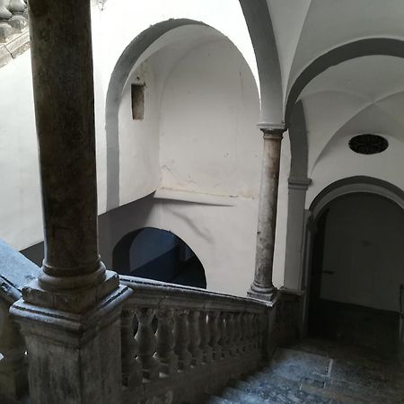 Апартаменты Casa In Palazzo Graffeo Eva Палермо Экстерьер фото